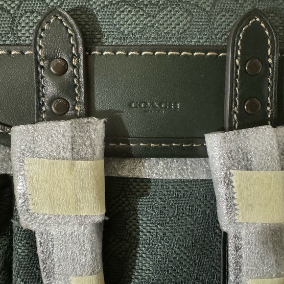 🥰 Coach Hitch Backpack 13 In Micro Signature Jacquard - Picture 8 of 12